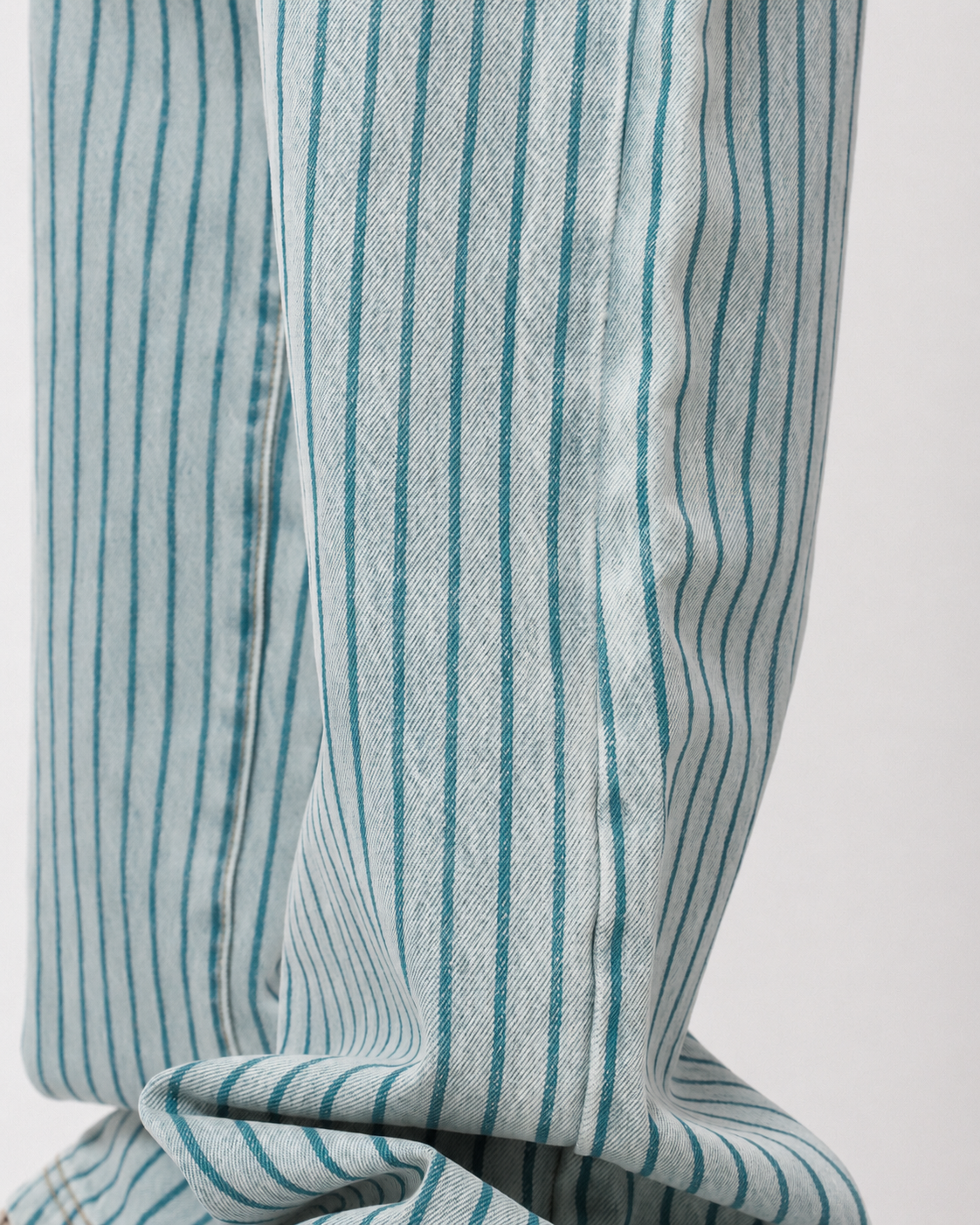 PINSTRIPE JEANS - Teal Washed